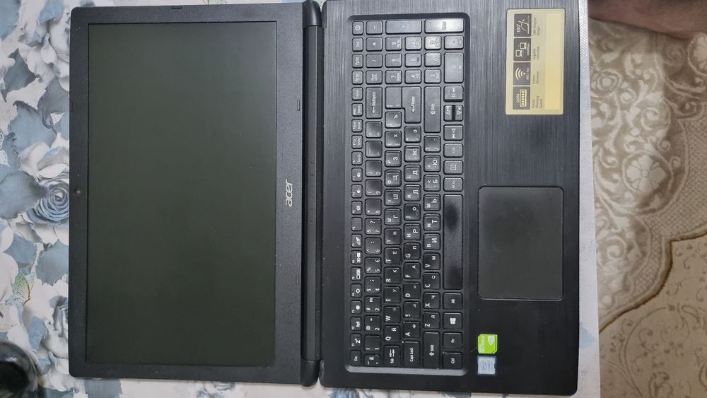 Acer Aspire 3 / core-i7-8550u