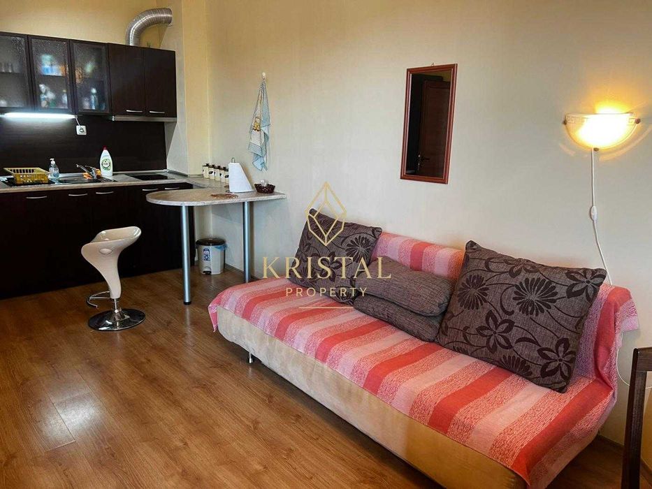 Продава се Двустаен апартамент в к.к. Слънчев бряг - 64 кв.м за 1235 €/кв.м - Снимка #3