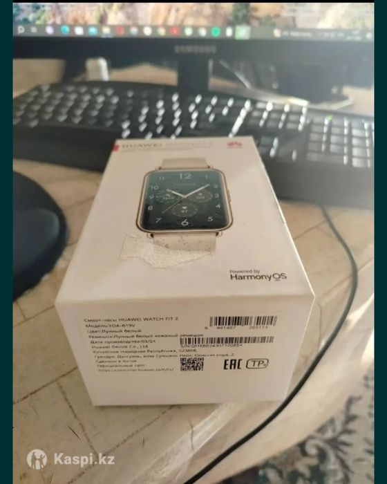 Смарт часы Huawei Fit 2