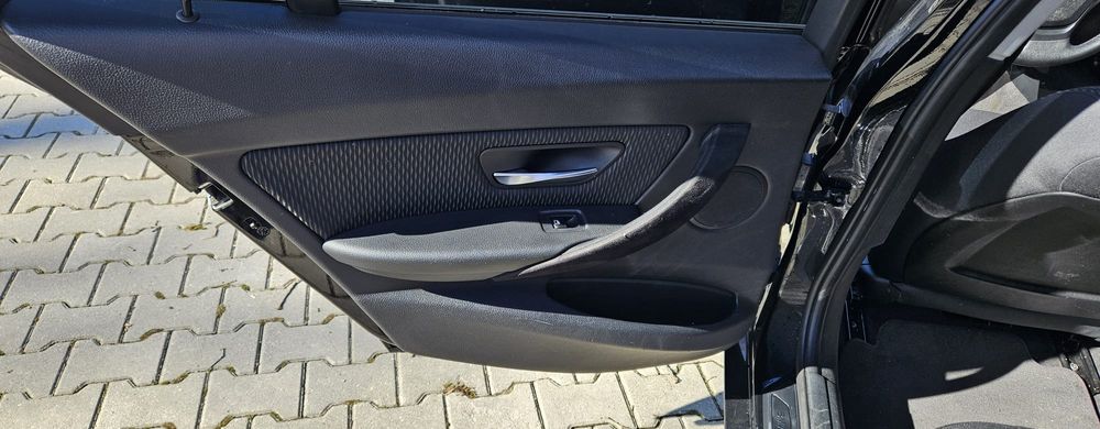 BMW seria 3 f30 318d km reali întreținut