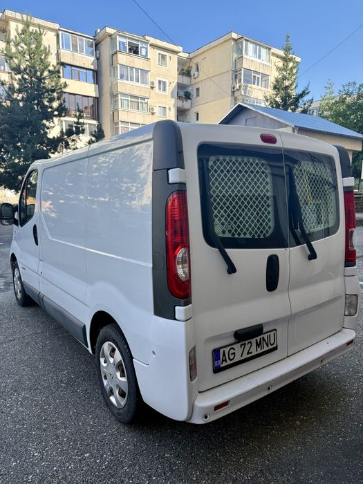 Vand Renault Trafic 2.0 115 cai