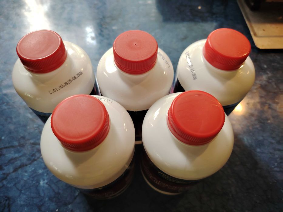 Продавам празни опаковки/кутии