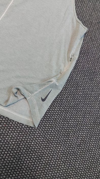 Nike yoga потник XL размер