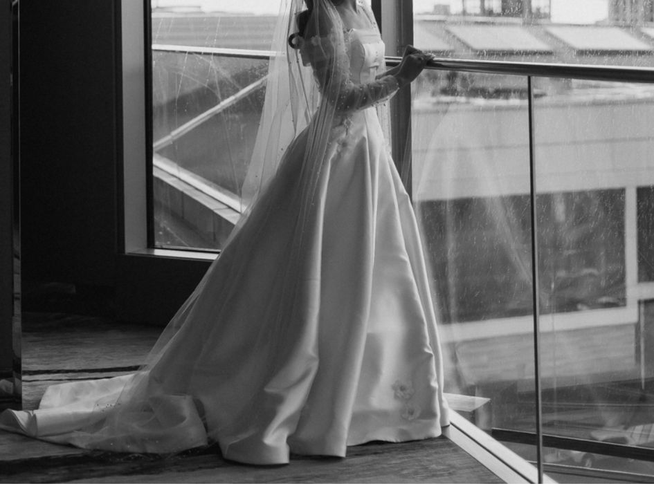 Продам платье , после химчистки