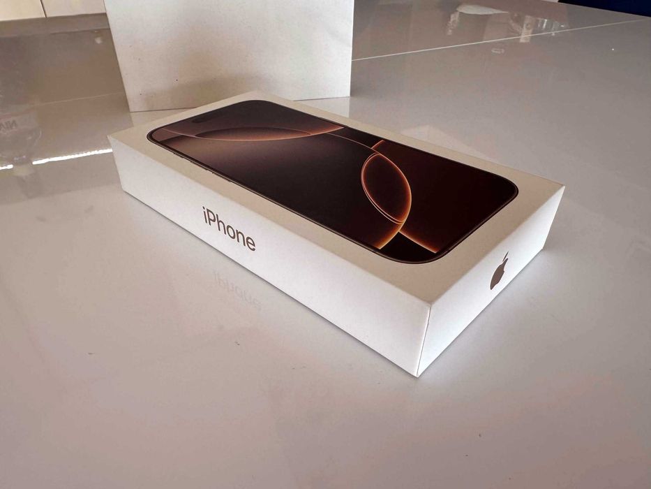 iPhone 16 Pro, Desert Titanium, 128 GB, 1 година международна гаранция