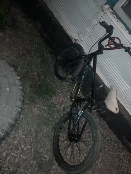 Продам BMX  состояние нормальное