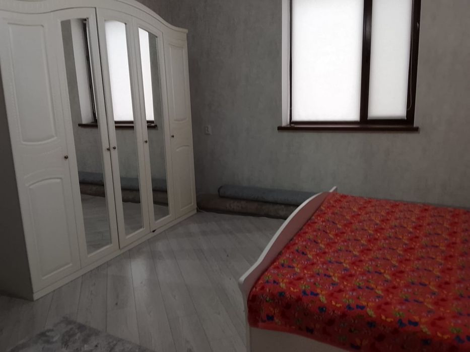 Продается спальный гарнитур