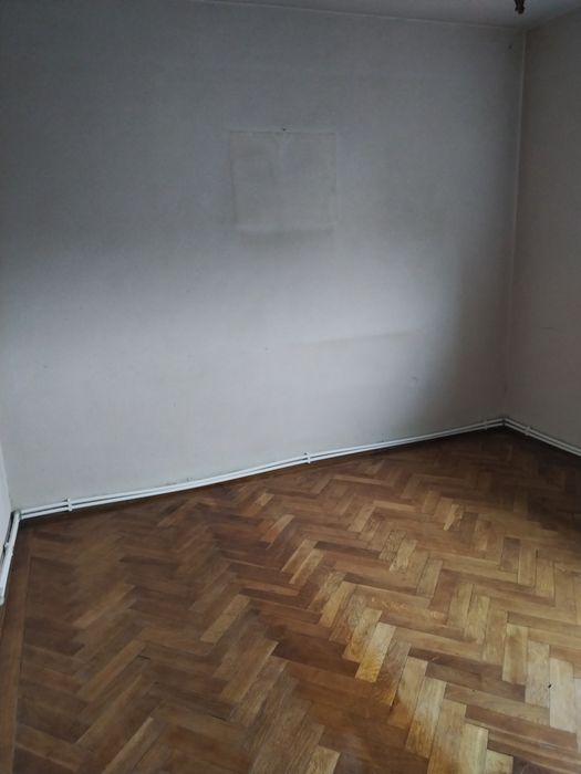 Vând sau schimb apartament 3 camere,etaj  3,zona Kogălniceanu Deva