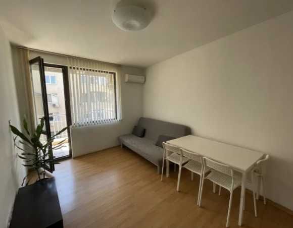 Двустаен имот в Редута