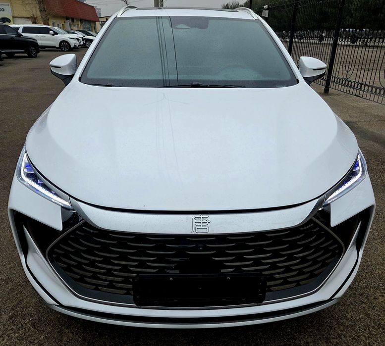 Продаётся БВД танг гибрит 215км