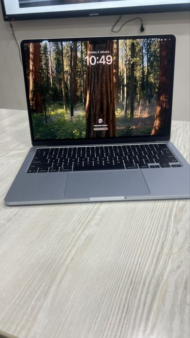 Macbook  Air   M4