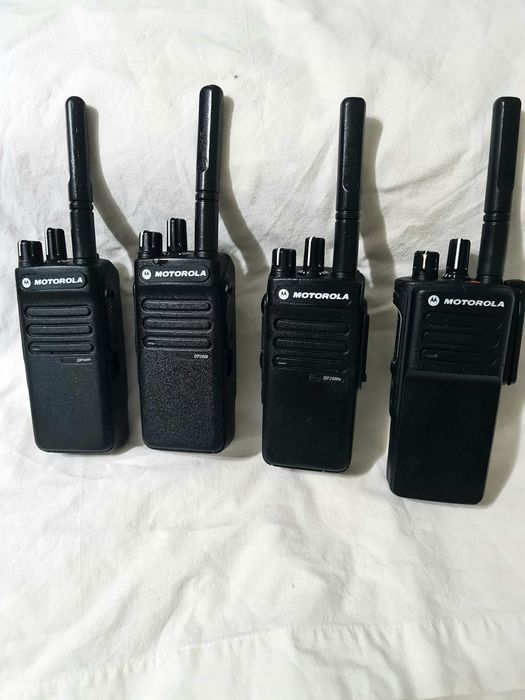 Statii MOTOROLA DP4400 Digitale.uhf.