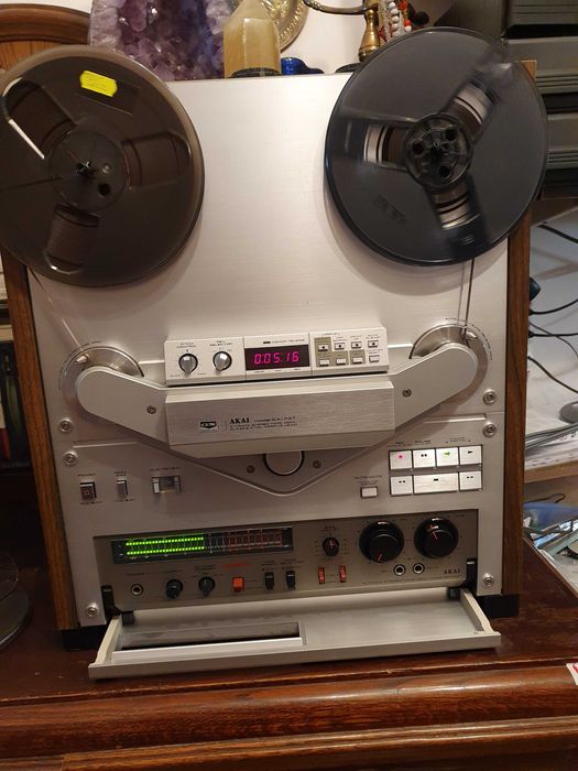 Magnetofon AKAI GX-747 LED Silver, excelent