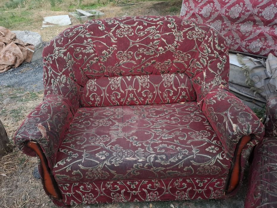 Мебель:Диваны троика