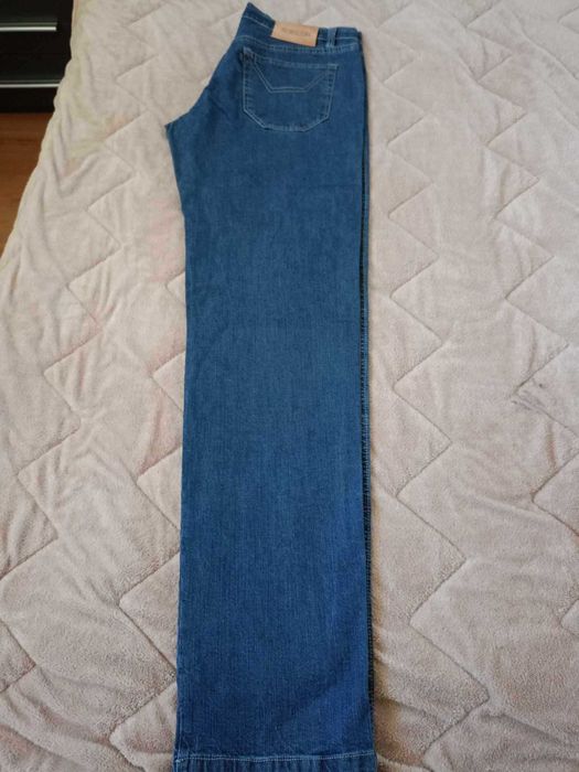 Дамски дънки, панталони и джинси