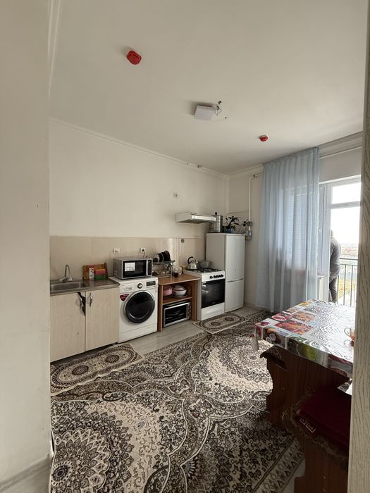 Сергили 10- худудда 2 хона уй сотилади 52500$