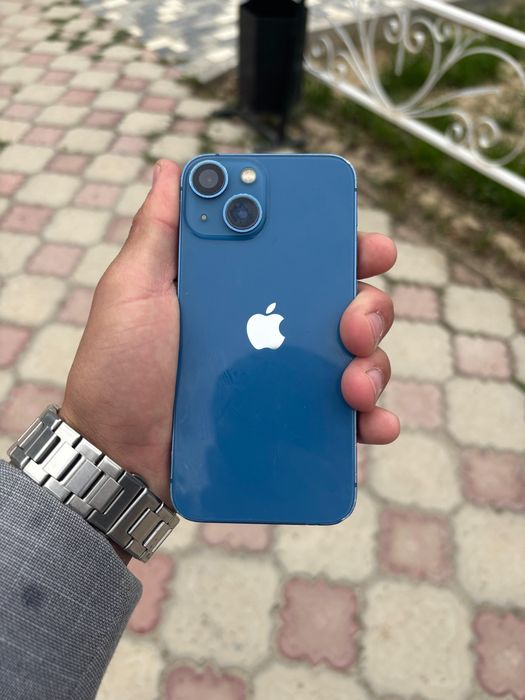 Iphone 13 mini.