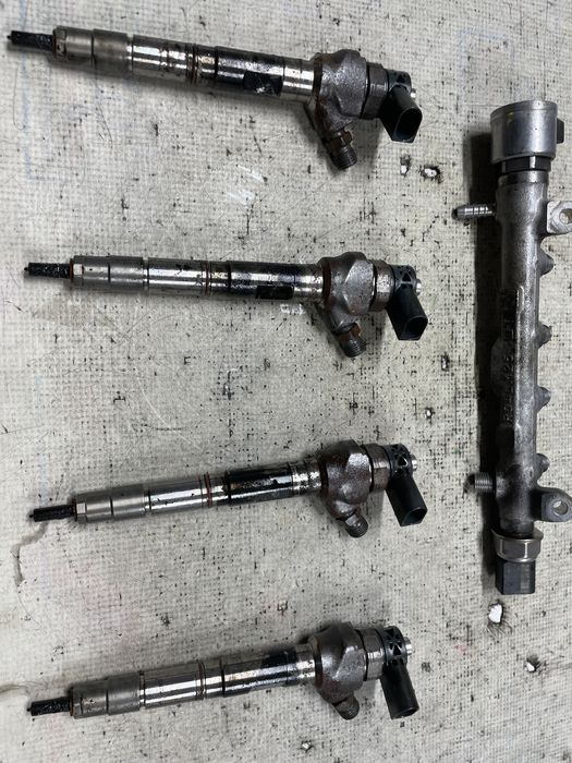 Kit injectie complet Volkswagen Passat B8 Break 1.6 Motorina 2016