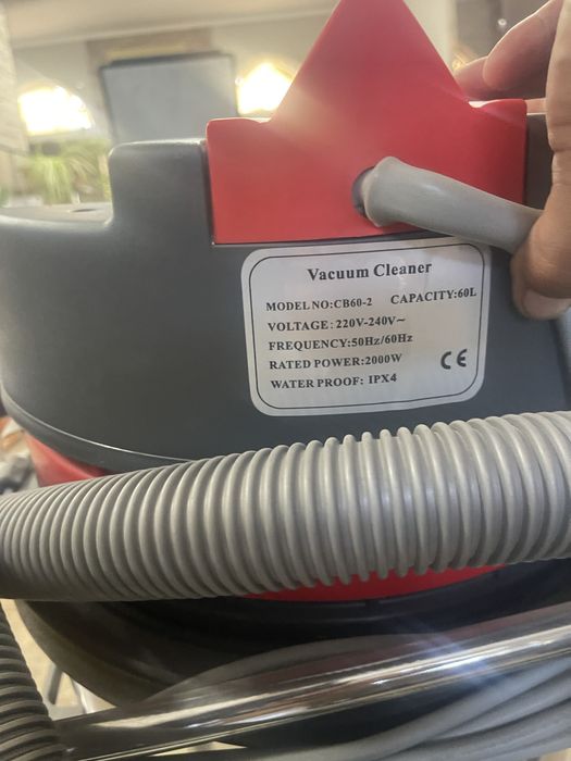 Продам профисеональный пылеводосос