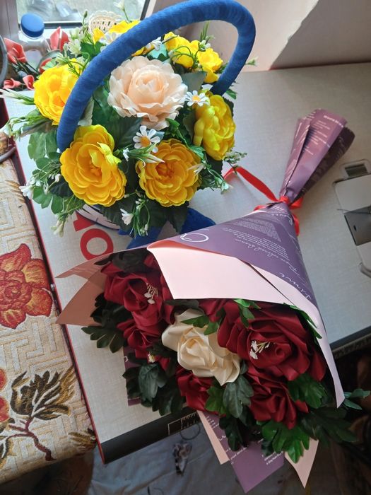 Chiroyli gular bor bor tayor zakazga ham qilib beramiz bayramlar ucn