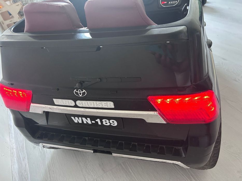 Продам машину на пульте