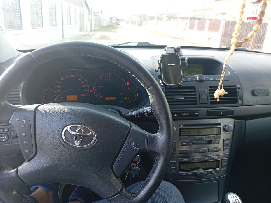 Toyota Avensis T25 diesel