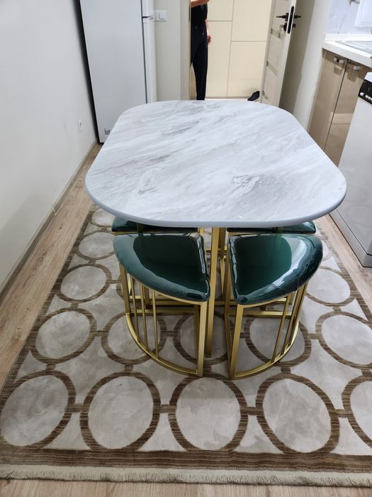 Stol stul oshxona uchun tayyori bor