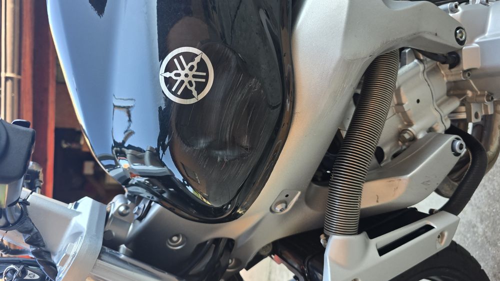 Vând Yamaha fz6...