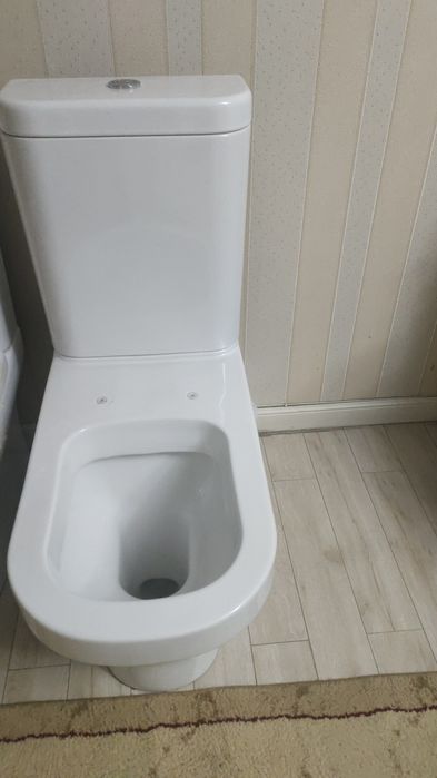 Продам унитаз 18К