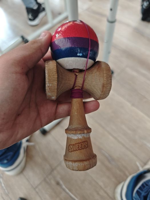 Vând kendama sweets stripe 5