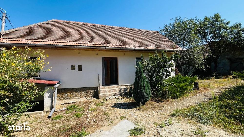Casa De Vanzare In Rahau-Sebes, Str. Scolii
