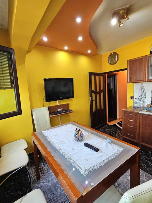 Продава се Тристаен апартамент в Разград, Орел - 76 кв.м за 1074 €/кв.м - Снимка #11