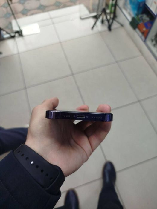 IPhone 14 Pro  / 128 GB