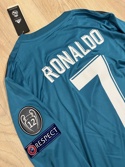tricou de fotbal adidas real madrid maneca lunga ronaldo 7 marime M