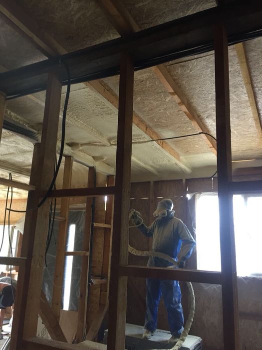 izolatii spuma poliuretanica / Cel mai mic pret