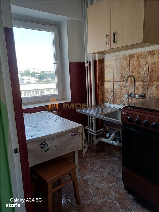 Garsoniera - zona GaraMcDonald s