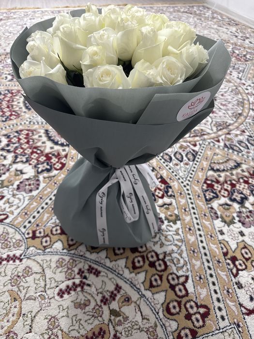 цветы (белые розы)