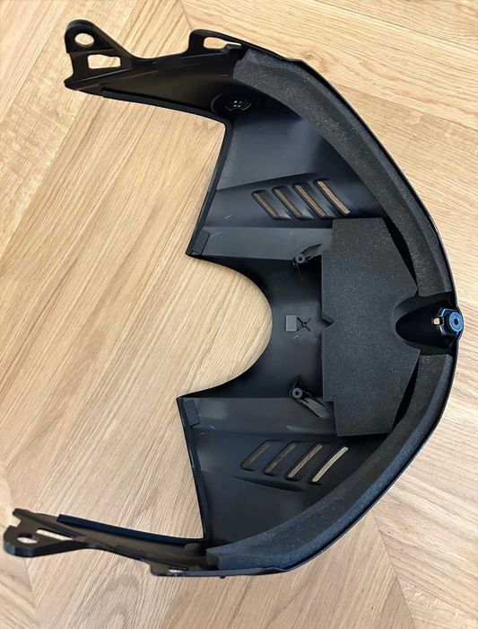 YAMAHA R6 - Pachet COMPLET CARENE NEGRE OEM Yamaha YZF-R6 RJ27 + accesorii + componente montaj (inclus)