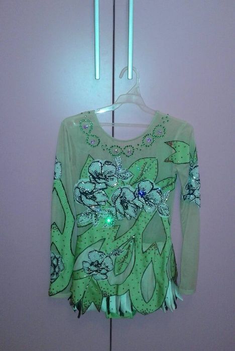 Трико за Художествена гимнастика