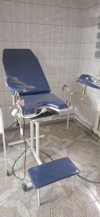 Гинекологическое кресло