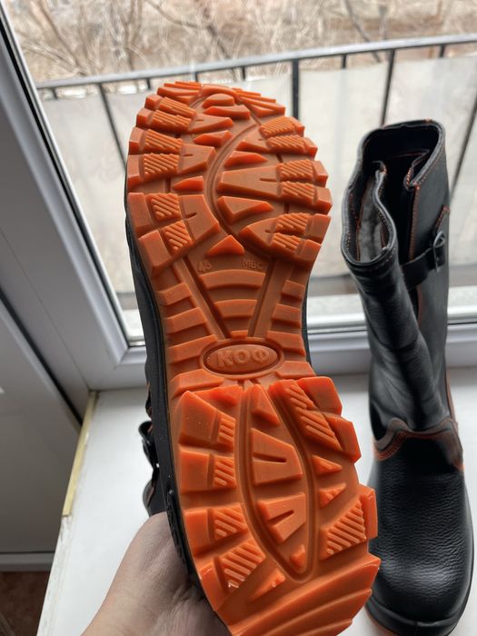 Рабочие ботинки