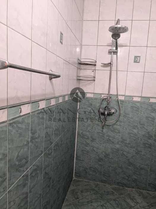 Продава се Четиристаен апартамент в Пловдив, Кючук Париж - 100 кв.м за 1970 €/кв.м - Снимка #18