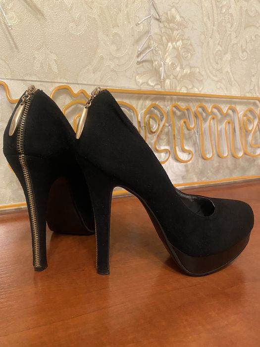 Платья , пальто, курточка, обувь