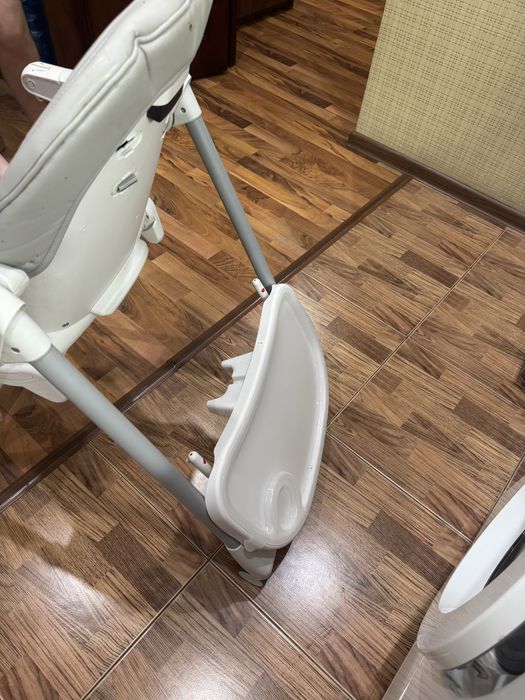 Продается детский стул Peg Perego