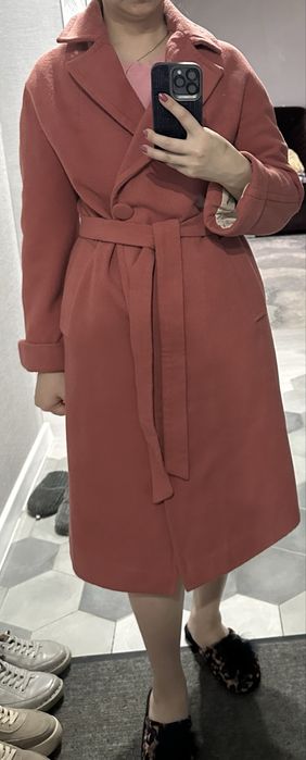 Продам пальто 46 размер