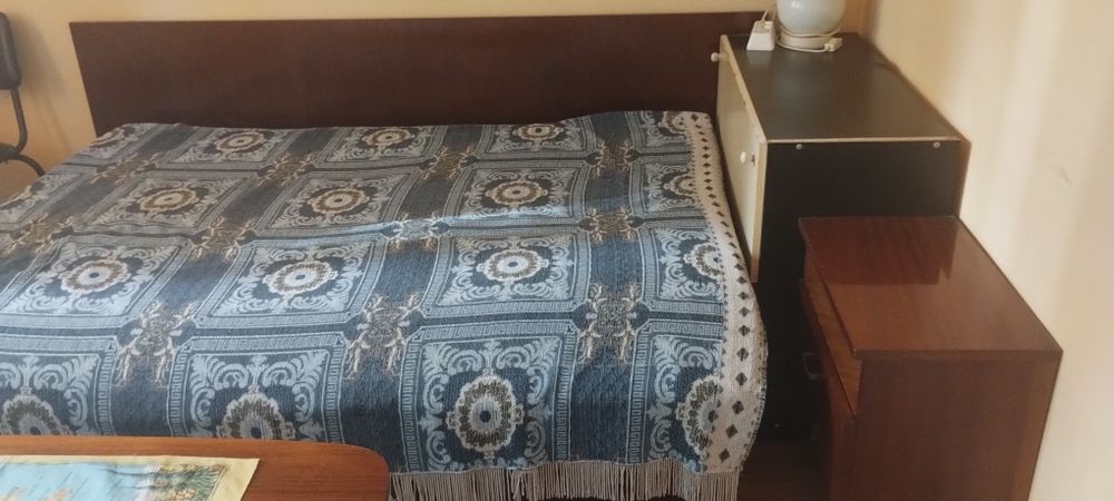 Дава се под наем Етаж от къща в Плевен, Идеален център - 16 кв.м за 142.8 € - Снимка #2