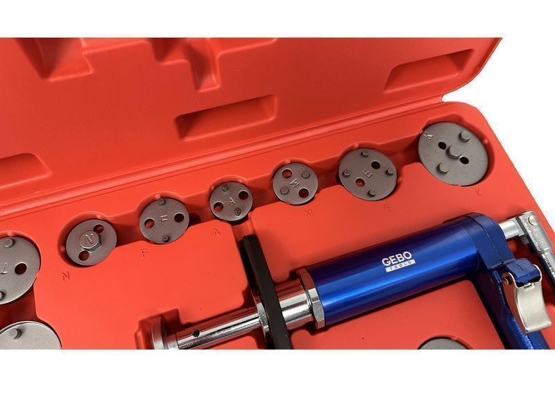 Пневматична преса за бутало на спирачни системи 16 части gebo tools