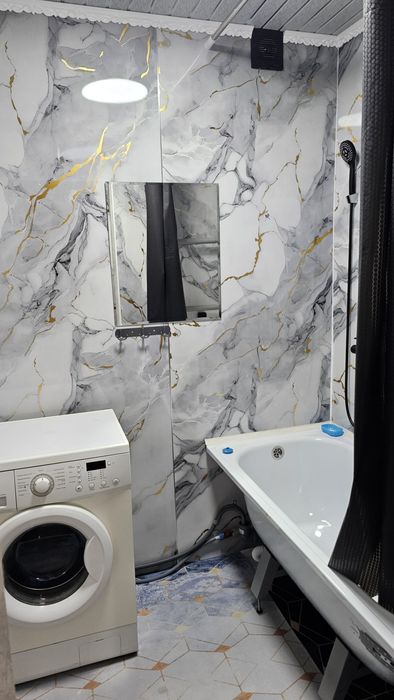 Сдам 2-х комнатную на 4 районе