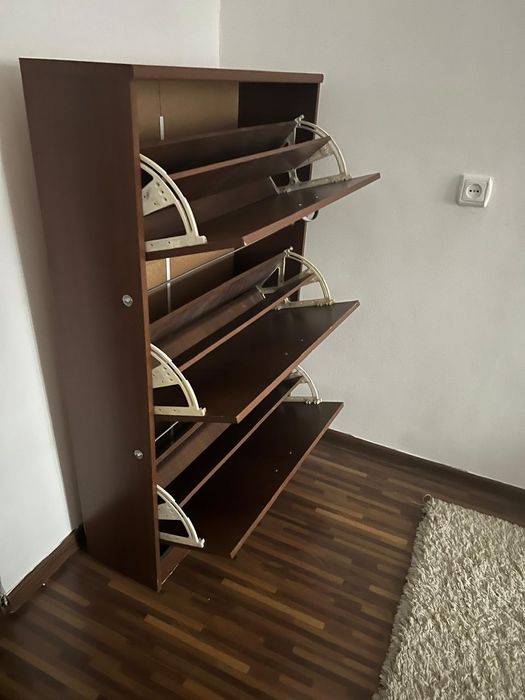 Обувной шкаф коричневый