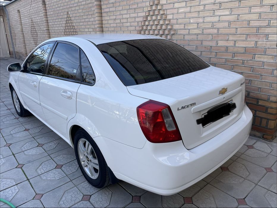 Chevrolet Лассети